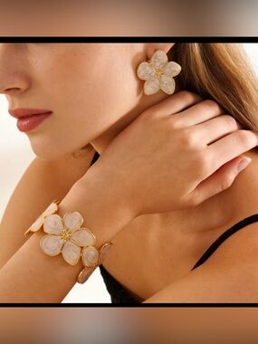 18k gold plated stainless steel bracelet with earrings